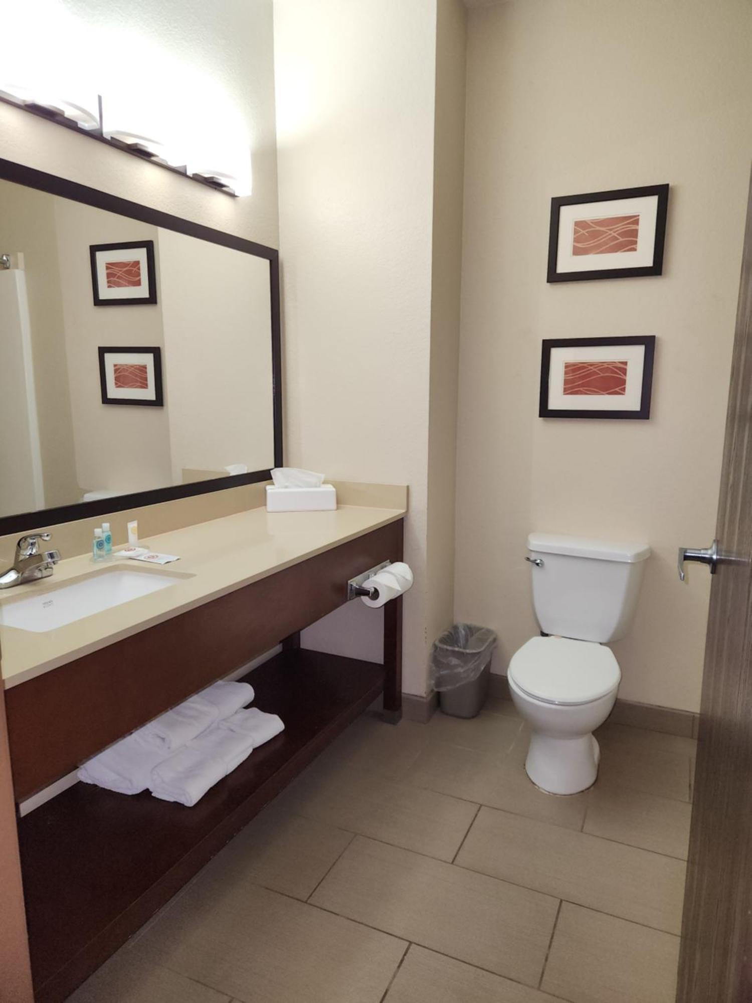 Comfort Inn Bolivar Экстерьер фото